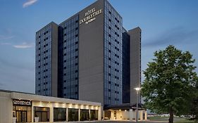 Holiday Inn & Suites Pointe Claire Montreal Airport